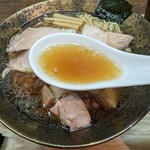 中華蕎麦 仁香 - 鶏豚蜆昆布なスープ