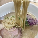 貝麺 みかわ - 麺の感じ