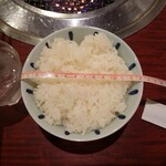 Gyuu shin - ライス大_330円　お茶碗の直径13cm