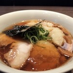 支那そばや - 醤油ワンタン麺