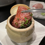 老舗精肉店直送 千種焼肉 飛騨牛の奴隷 千種店 - 