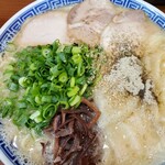 純とんこつ無双 - 拡大写真①