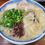 Jun Tonkotsu Musou - ワンタン麺大盛950円　ネギ多め