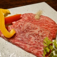 黒毛和牛焼肉 虎斑 北新地店 - マルシン