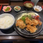 Cafe Bar Tsumugi - 鶏の唐揚げ定食【2023.5】