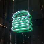 SHAKE SHACK - 