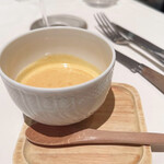 トスカネリア - ひよこ豆と豆乳の冷たいスープ