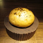 yokoyama - 黒七味を練り込んだ蒸しパン