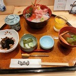 Inakyuu - ランチ海鮮丼