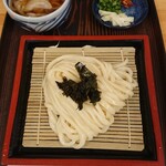 ふる里うどん  - ホルモンざる(小)