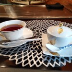 ステーキハウス 優味 - 紅茶と杏仁豆腐