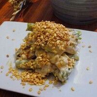 丹 - 丹の朝食：季節の和え物（三度豆・春キャベツ・酢蓮根の利休和え）