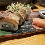 酒と料理のなつ - 炙り〆鯖の棒寿司