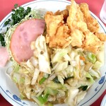 北京料理　松鳳 - 料理写真:日替わりランチ(鶏のからあげと野菜炒め)♪
