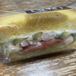 サンドイッチパーラー楽楽 - エビとアボカド