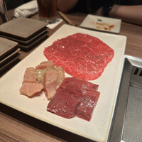 焼肉うしごろ 新宿三丁目店 - 