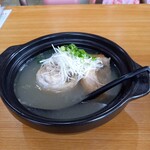 沖縄料理 美ら結 - てびち