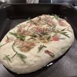 NICON - 大きなフォカッチャをこれから焼きます