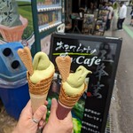 あまてらすの隠れcafe - 釜炒り茶ソフトクリーム。