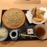 Soba Mangetsu - 野菜天付そば