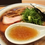 らぁ麺 すぎ本 - スープアップ