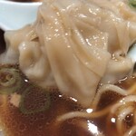 らぁ麺 すぎ本 - ワンタンアップ