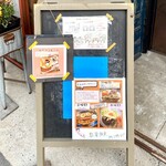 ラフ&タフ コーヒースタンド - 立て看板