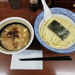 大門 - 大門つけ麺 780円、大盛り 100円