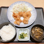 Taishuushokudoutengudaihoru - 鶏から定食