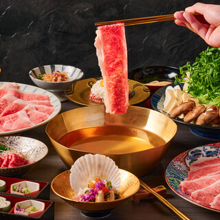 Enjoy Kagoshima brand pork "Rokukokubuta" with shabu shabu.