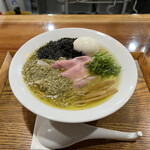 むかん - 牡蠣塩ラーメン 1000円、味玉 100円
      2023年5月23日