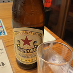 焼鳥とおでん 五郎一 府内町店 - 瓶ビール サッポロ赤星(660円)