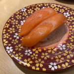 回転すしまんまん - サーモン