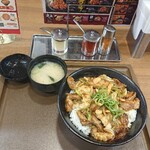 伝説のすた丼屋 - 