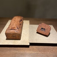 ヘーゼルナッツとチョコレートのケーキ