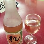 江山楼 - 桃ワイン(200ml)