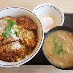 Katsuya - ヒレカツ丼 869円　Bセット(豚汁・温玉) 220円