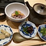 豆腐料理と吟醸せいろ蒸し 八かく庵 - 湯葉の出汁茶漬け