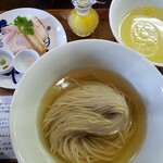 らあめん サンド - とろとろ昆布出汁のからませつけ麺（昆布水つけ麺　塩）