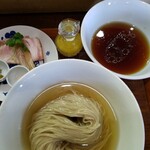 らあめん サンド - とろとろ昆布出汁のからませつけ麺（昆布水つけ麺　醤油）
