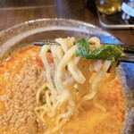 地獄の担担麺 護摩龍 五反田 - 