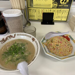 長浜ラーメン リキマル - 