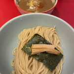 Yarou Ramen - トロ煮干つけ麺（並盛り）