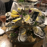 牡蠣とシャンパン 牡蠣ベロ - 生牡蠣盛合せ
