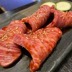 Honkaku Yakiniku Jukouen Amatsubo - 