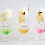 DRESSY CAFE - お花のクリームソーダー