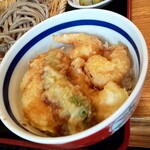 そば処鴨南ばん - 娘はあいもりと小エビの天丼　一番高いよｗ