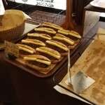 Boulangerie Miyanaga - あんバター、バターがてんこ盛り!