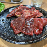 お肉屋さんの焼肉 まるやす - 