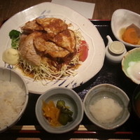 赤坂 ざんまい - 豪快な生姜焼定食　\1,000